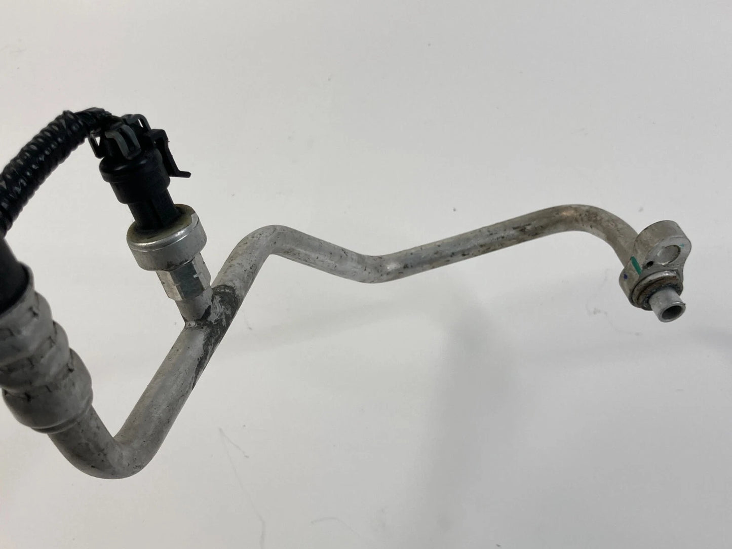 2012-2015 CHEVROLET CAPTIVA SPORT A/C AC REFRIGERANT DISCHARGE LINE HOSE OEM