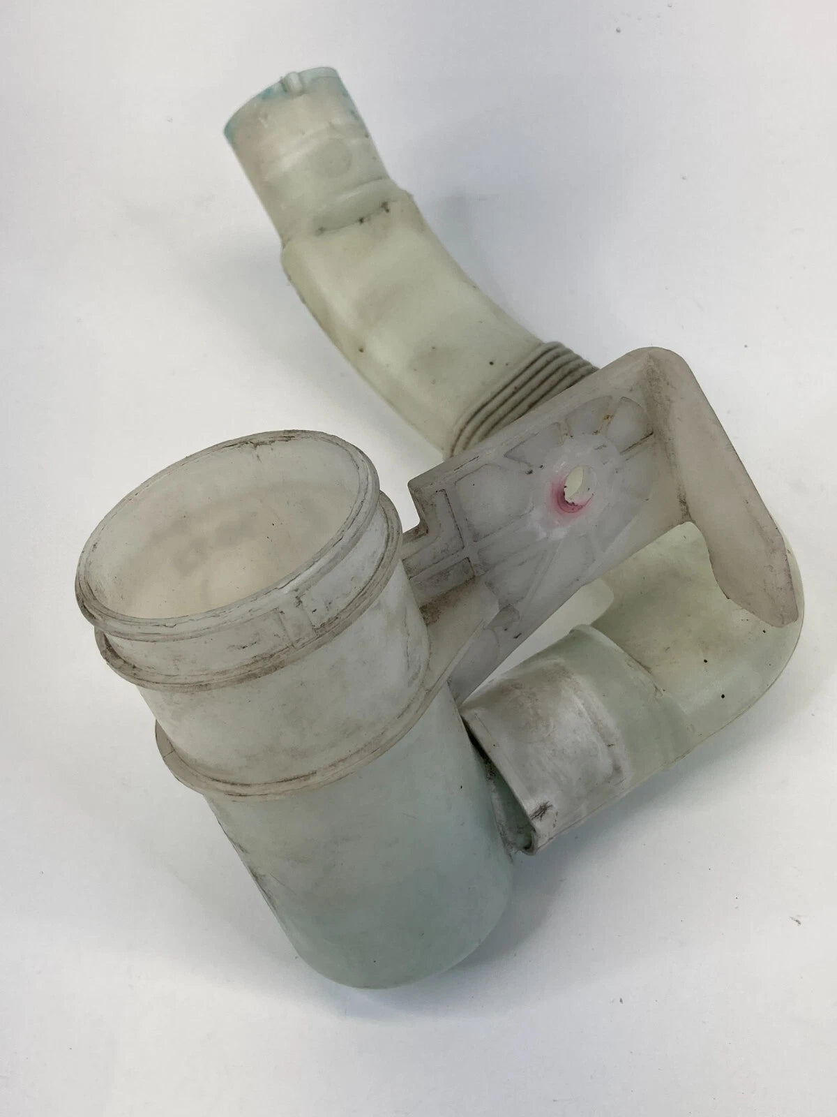 2012-2020 VOLKSWAGEN PASSAT 2012-2018 JETTA WINDSHIELD WASHER FLUID TUBE PIPE