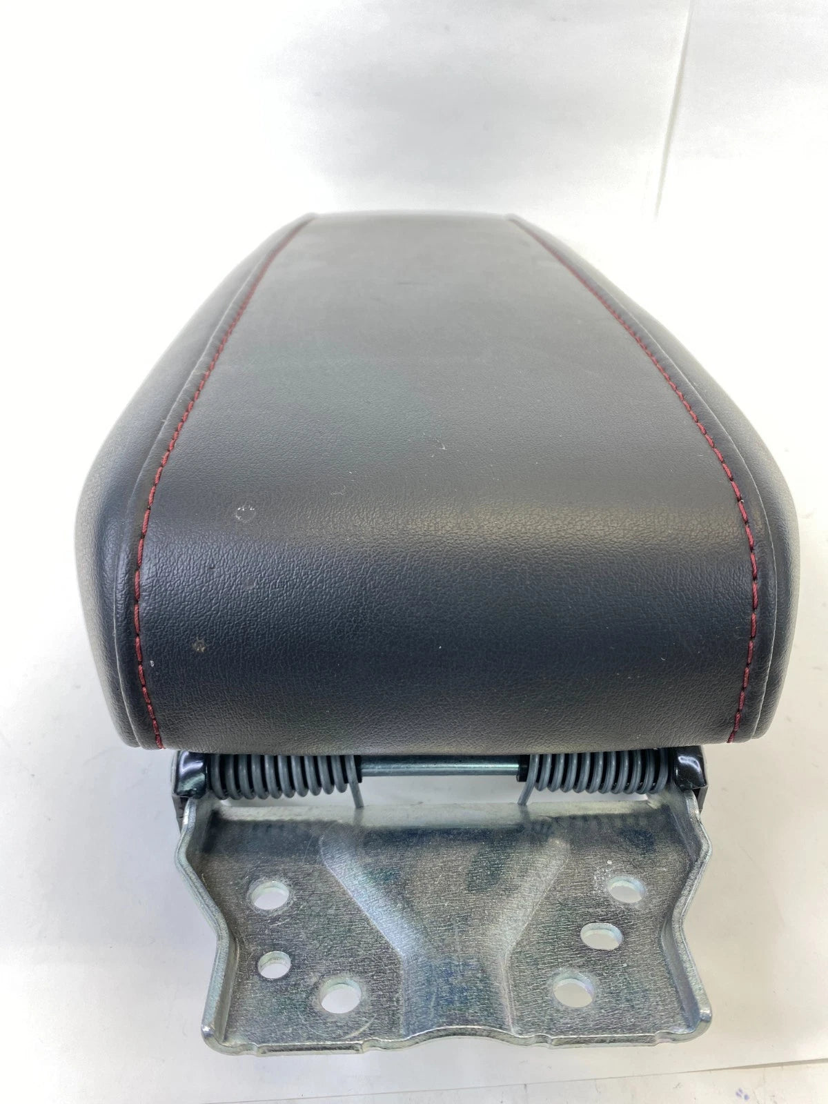 10-15 CHEVY EQUINOX GMC TERRAIN CENTER CONSOLE ARMREST ARM REST DOOR LID OEM