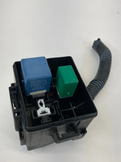 2004-2006 LEXUS LS430 4.3L ENGINE COMPARTMENT FUSE RELAY BOX MODULE OEM