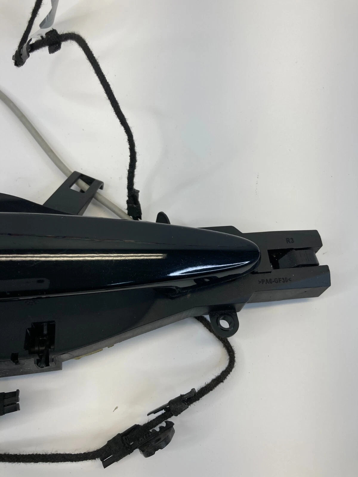 2007 2008 BMW 328XI REAR RIGHT SIDE EXTERIOR OUTER DOOR HANDLE W LIGHT WIRE OEM