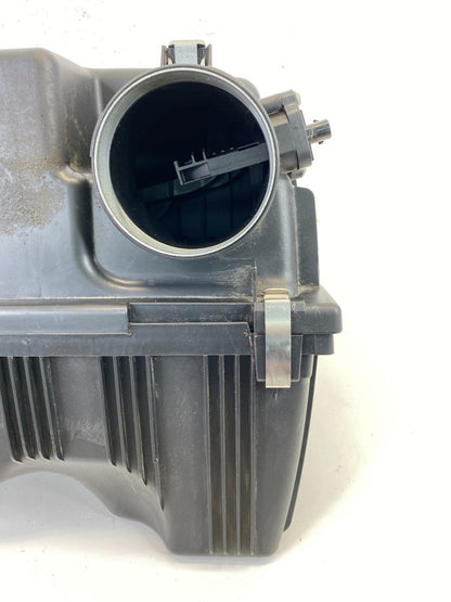 2013-2017 BMW X3 2.0L AWD Air Intake Cleaner Filter Box Assembly 761693201 OEM