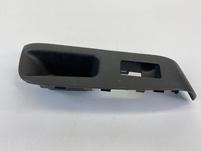 2009-2014 NISSAN CUBE REAR RIGHT DOOR WINDOW SWITCH BEZEL OEM 82960-1FA0A