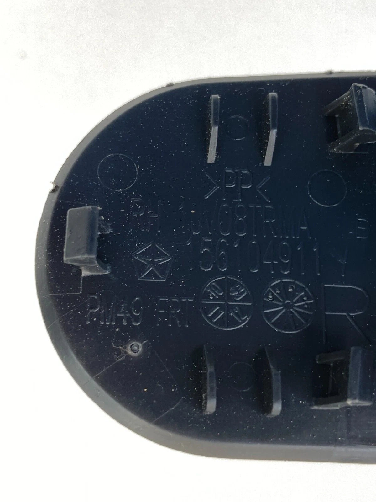2010 2011 DODGE CALIBER FRONT RIGHT SIDE INNER DOOR SCREW CAP COVER TRIM OEM