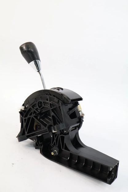 11-14 TOYOTA SIENNA AUTOMATIC TRANSMISSION GEAR SHIFT SHIFTER SELECTOR LEVER OEM