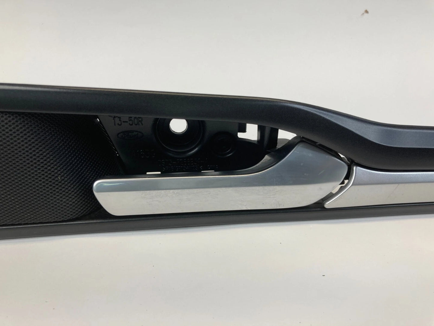 2017-2020 FORD FUSION REAR RIGHT BACK SIDE INTERIOR DOOR HANDLE W/ TWEETER OEM