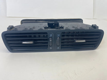 2006-2010 VW PASSAT 2009-2011 VW CC CENTER DASH AC AIR VENT 3C1819728F OEM