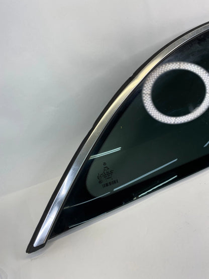 2006-2012 MERCEDES-BENZ R350 REAR RIGHT SIDE DOOR QUARTER VENT WINDOW GLASS OEM