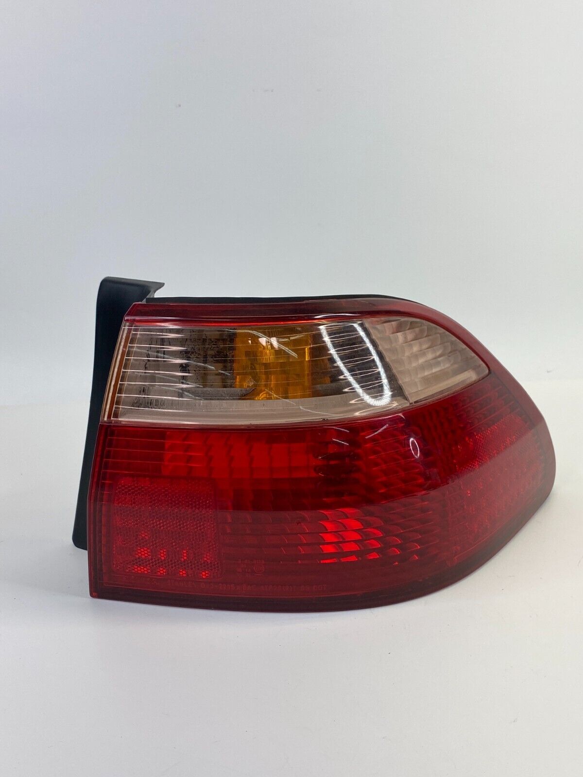 1998-2000 Honda Accord SEDAN Right Passenger Side Outer Tail Light Taillight OEM