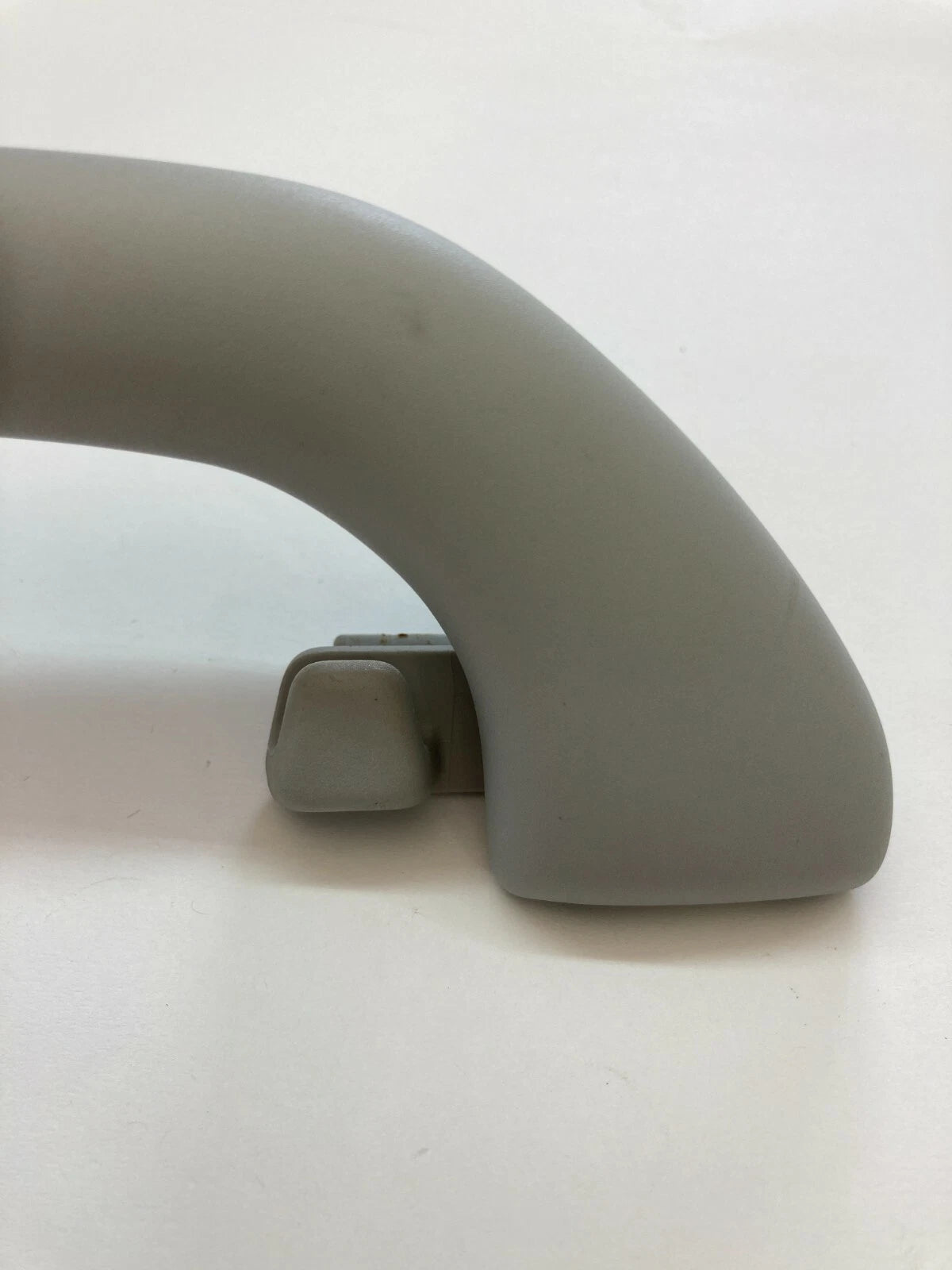 2006 2007 VOLKSWAGEN PASSAT SEDAN REAR LEFT ROOF GRAB GRIP HANDLE 1K0857607J OEM