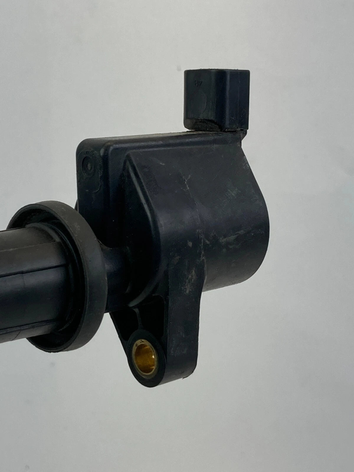 2005 2006 2007 2008 FORD ESCAPE 2.3L IGNITION COIL IGNITER 4M5G-12A366-BC OEM