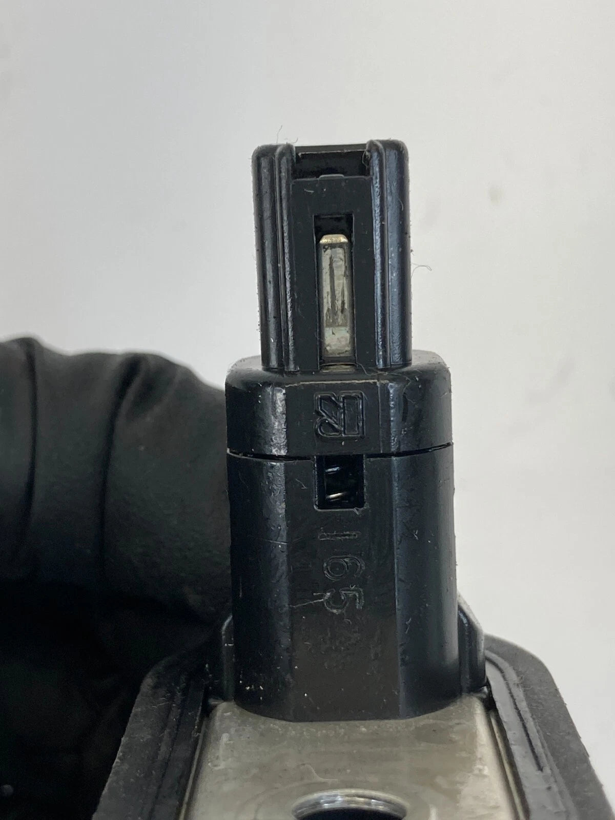 2002-2011 TOYOTA CAMRY REAR RIGHT BACK SIDE DOOR LIGHT AJAR JAMB SENSOR SWITCH
