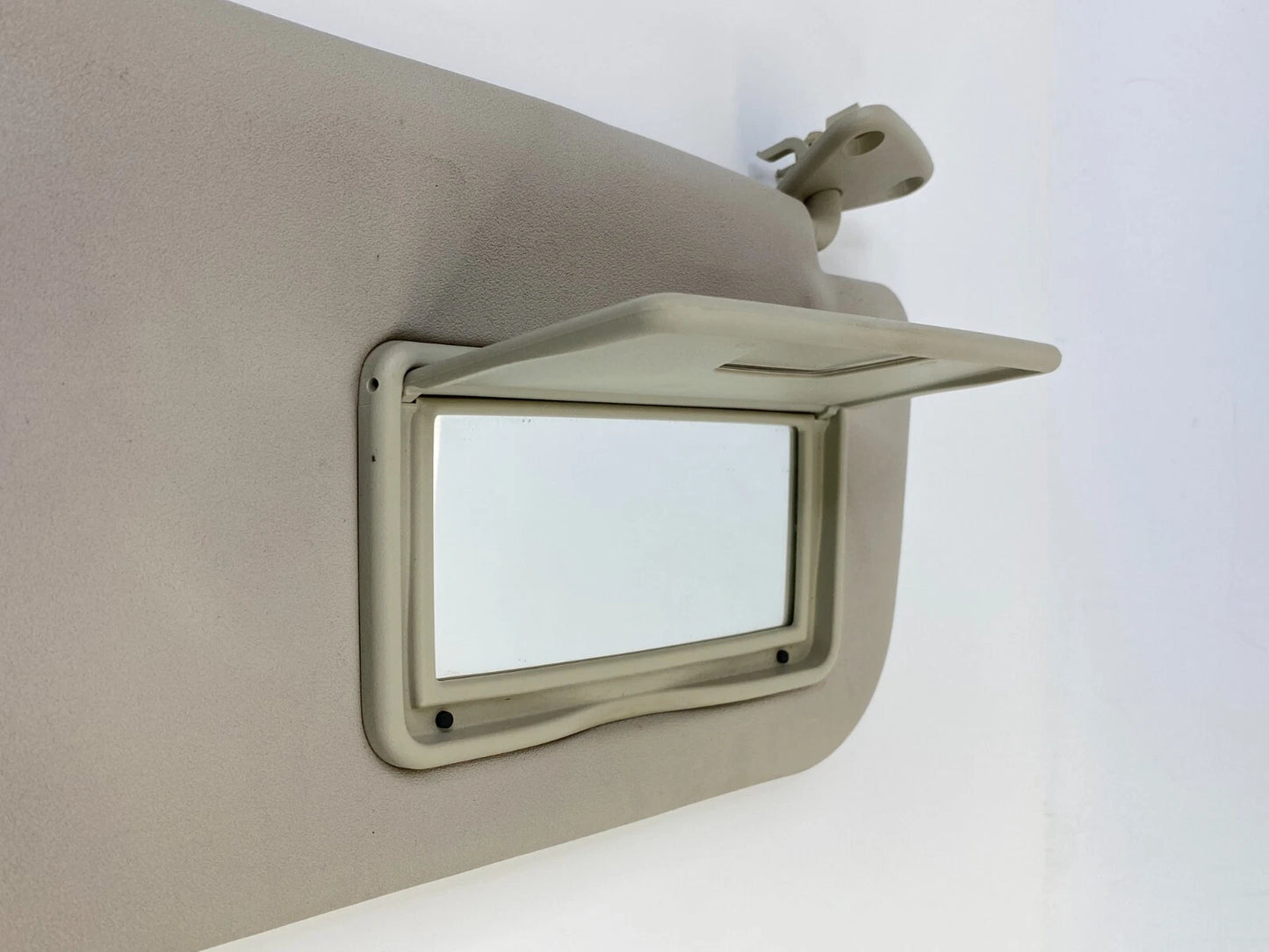 2008-2013 MITSUBISHI LANCER RIGHT PASSENGER SIDE SUNVISOR SUN VISOR SHADE RH TAN