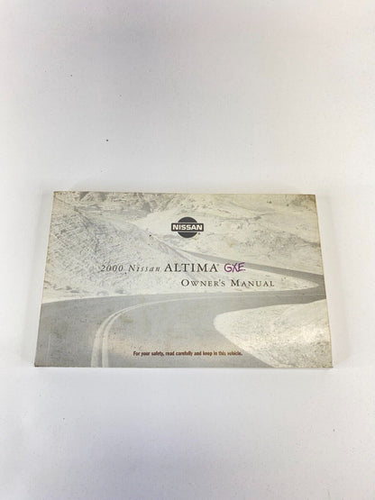 2000 00 Nissan Altima GXE Owners Manual Warranty Information Booklet Set w/ Case