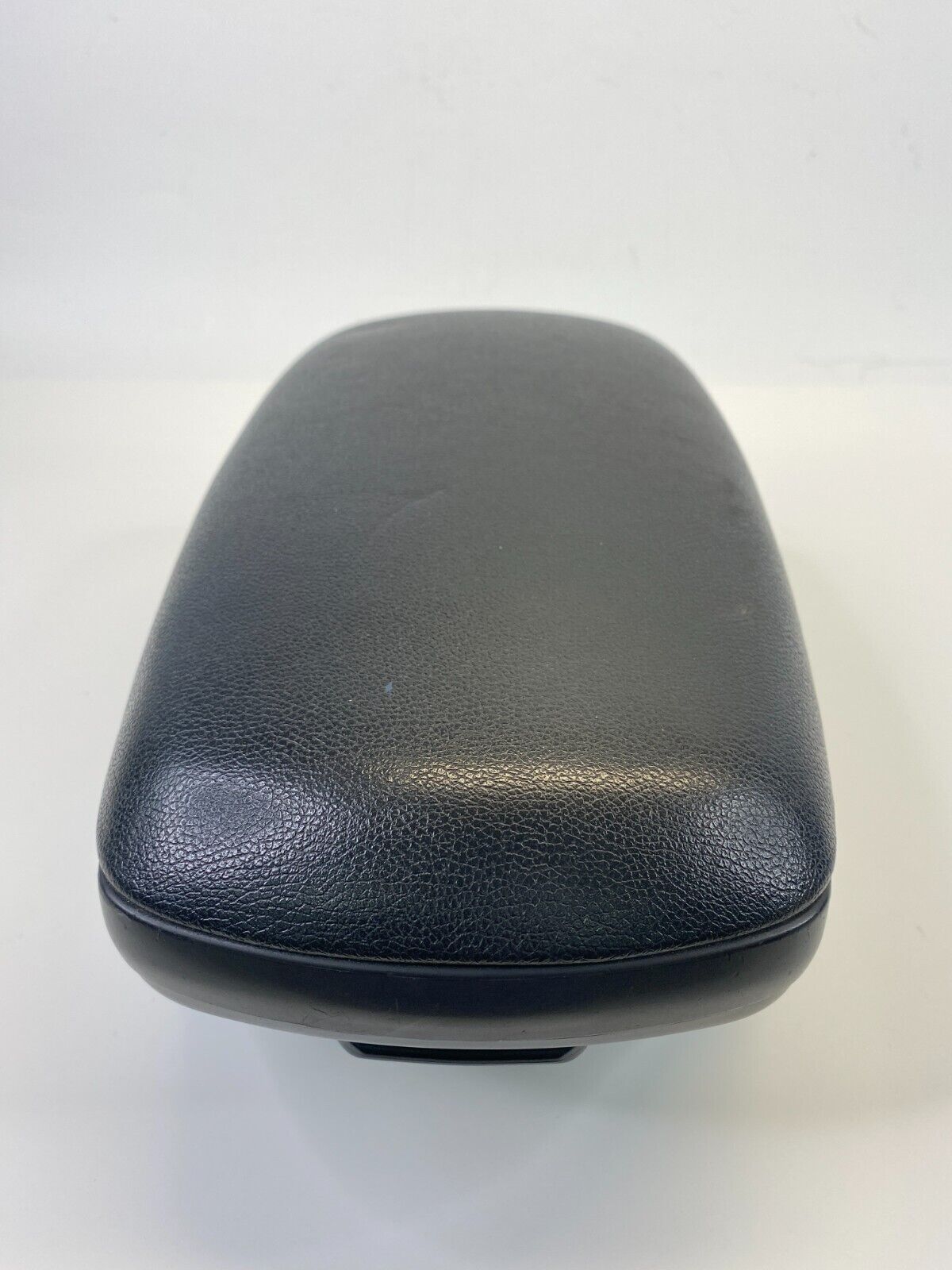 2011-2013 Hyundai Elantra Center Console Armrest Arm Rest Lid Cover 84622-3X000