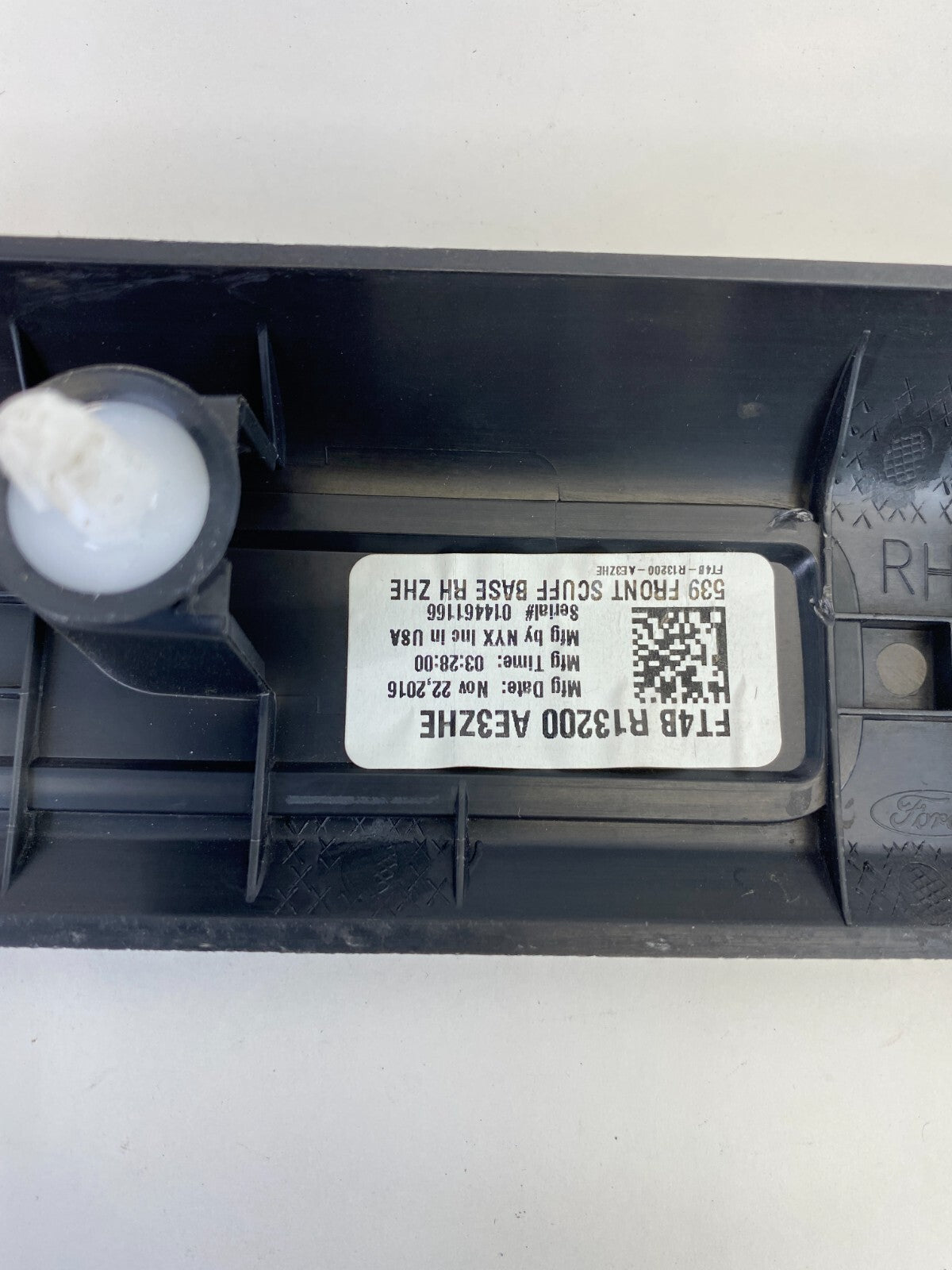 2015-2024 Ford Edge Front Right Side Door Sill Scuff Strip Plate FT4B-R13200