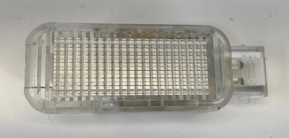 05-18 AUDI A6 QUATTRO REAR RIGHT DOOR PANEL COURTESY LAMP LIGHT 8D0-947-41 OEM