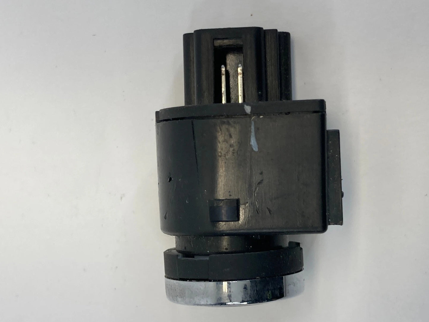 2013-2016 Dodge Dart Fuel Door Open Release Control Switch Button 68141862AA OEM