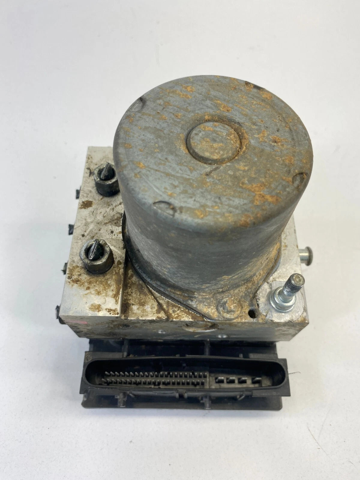 09 10 SUBARU FORESTER AWD 2.5L H4 MT ABS ANTI LOCK BRAKE PUMP MODULE 27536-SC012