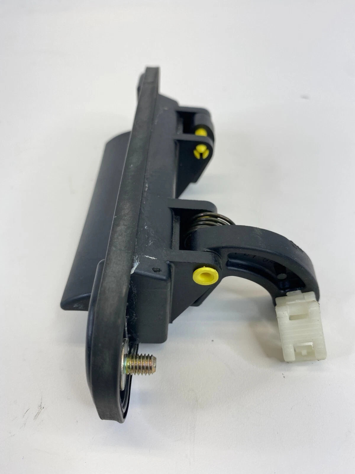 2000-2006 MAZDA MPV REAR BACK EXTERIOR LIFT GATE OPENER HANDLE ASSEMBLY OEM