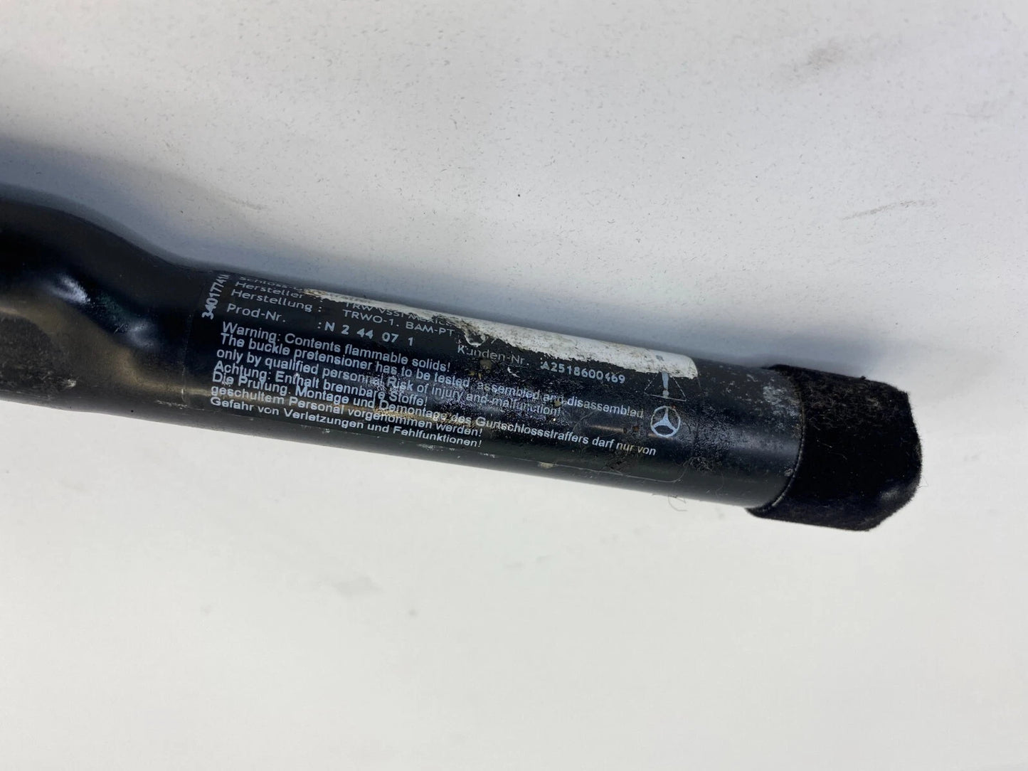 06-12 MERCEDES-BENZ R350 FRONT RIGHT PASSENGER SEAT BELT BUCKLE A2518600469 OEM