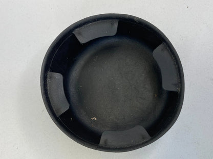 02-09 GMC ENVOY TRAILBLAZER CENTER CONSOLE CUP HOLDER RUBBER MAT INSERT DDD23949