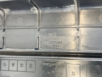 2007 07 CHRYSLER 300 ENGINE UNDER HOOD FUSE BOX COVER LID 7140-1914-30 OEM