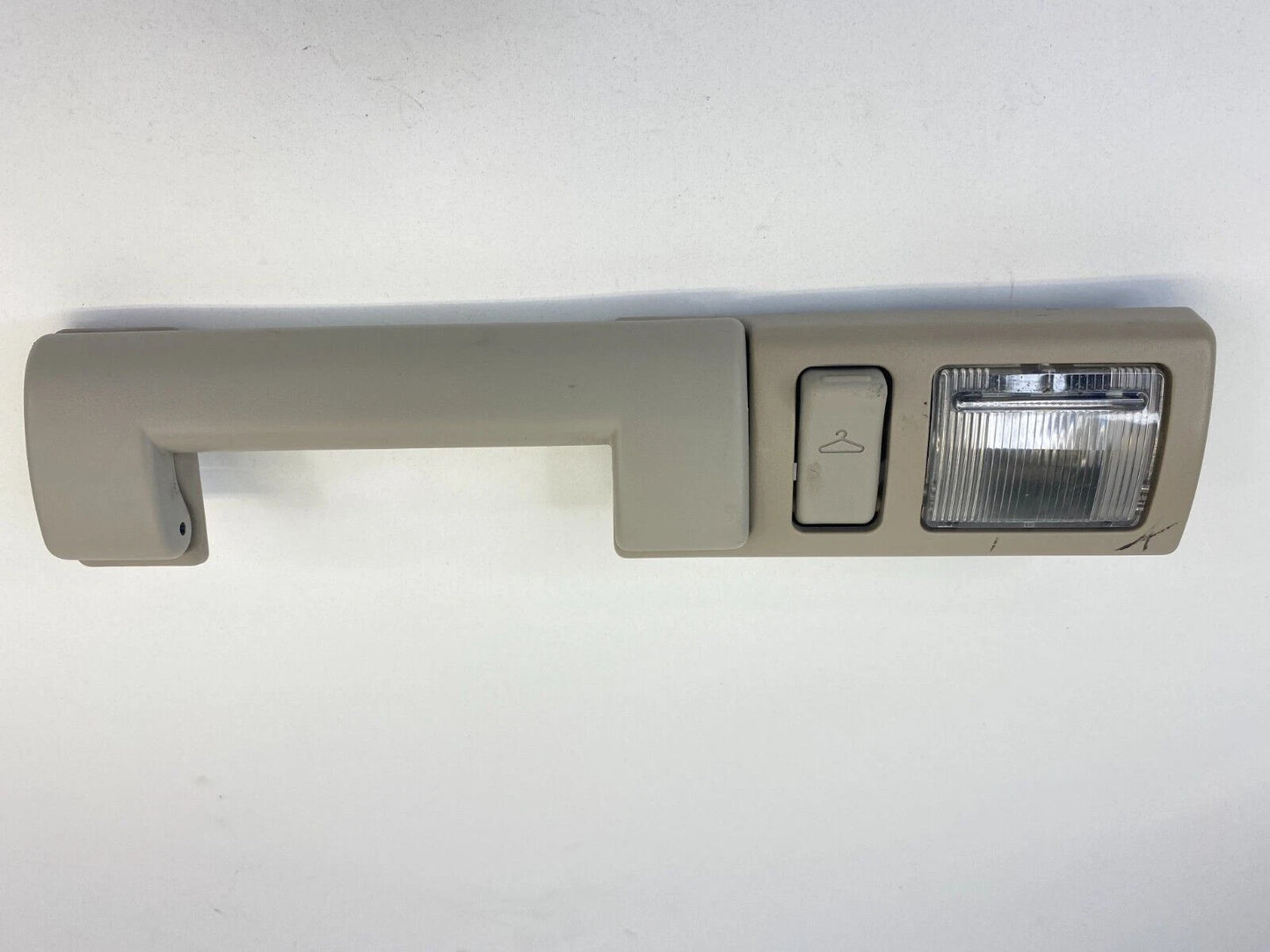 2004-2006 CHRYSLER PACIFICA REAR LEFT SIDE ROOF GRAB GRIP HANDLE W/ DOME LIGHT