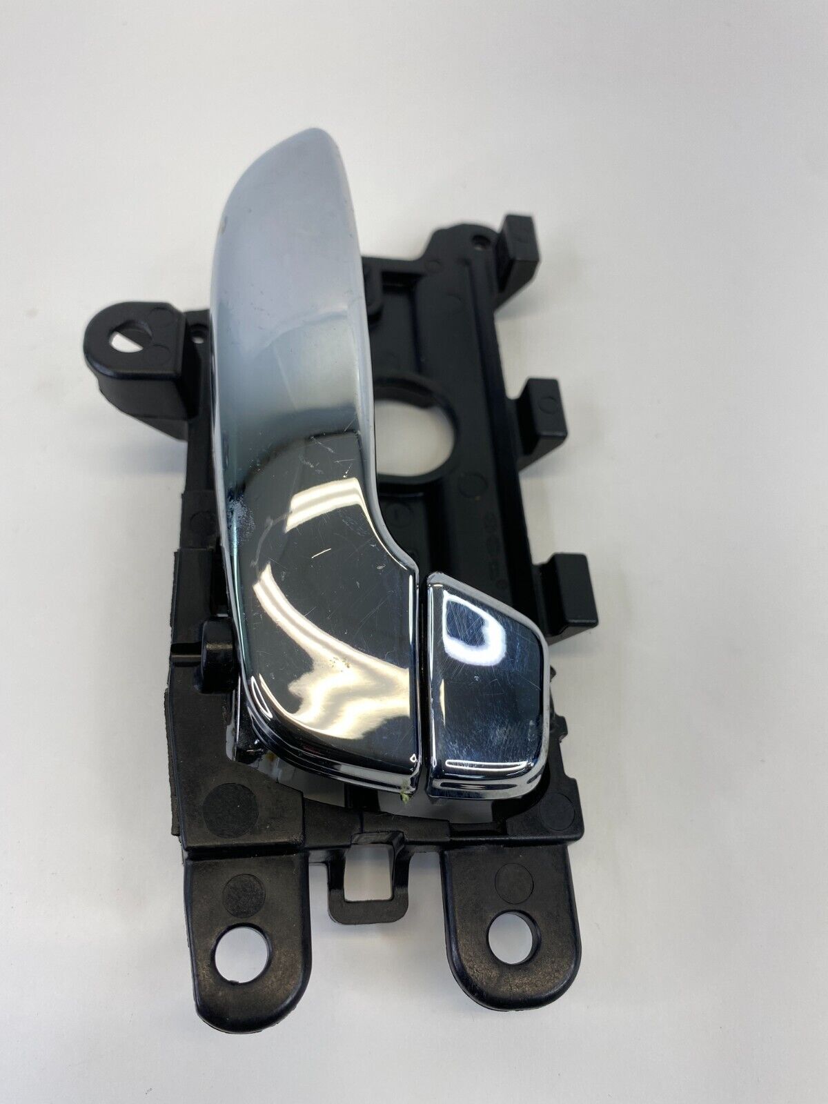14-18 Kia Forte Forte5 SEDAN Front Right Interior Door Handle 82623-A7000 OEM