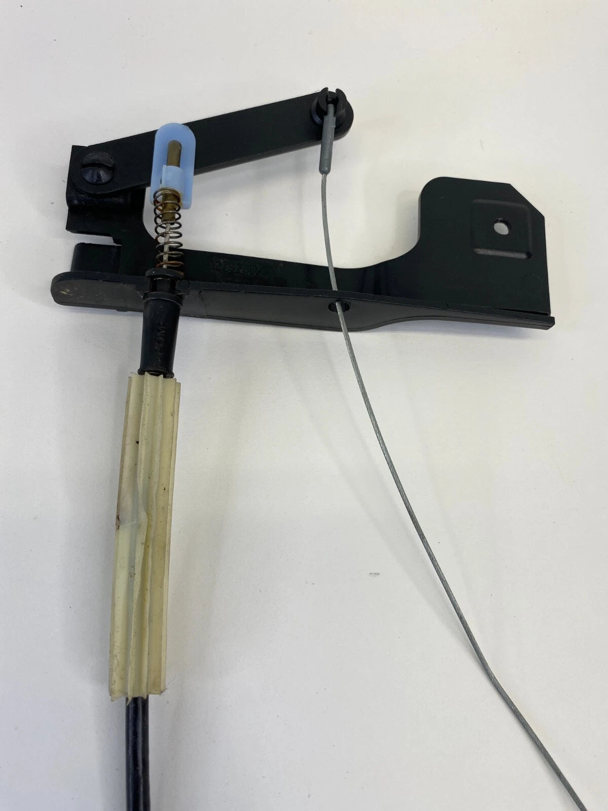 2003-2011 SAAB 9-3 SEDAN REAR TRUNK DECK LID RELEASE EMERGENCY CABLE 12797351