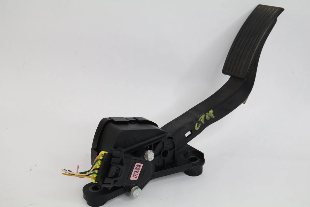 2012 2013 KIA SOUL 1.6L 2.0L GAS ACCELERATOR PEDAL TRAVEL SENSOR 35190-4A501 OEM
