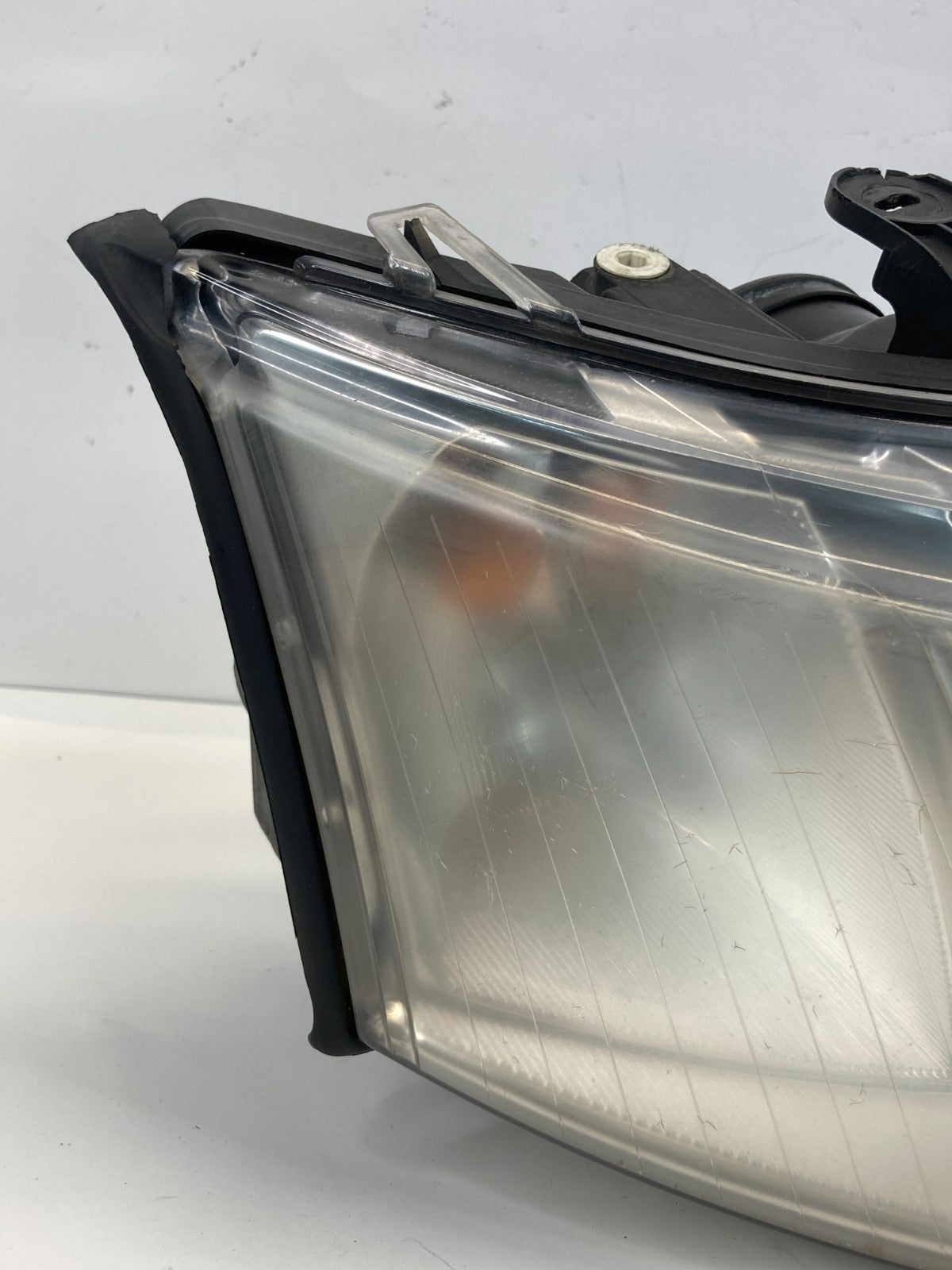 03-07 Saab 9-3 Front Right Passenger Side Headlight Headlamp Halogen Aftermarket