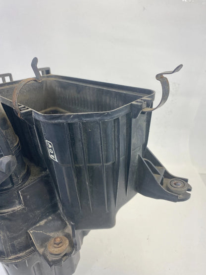 2010 2011 KIA SOUL 1.6L AIR CLEANER INTAKE BOX LOWER HOUSING & DUCT 28210-2K000