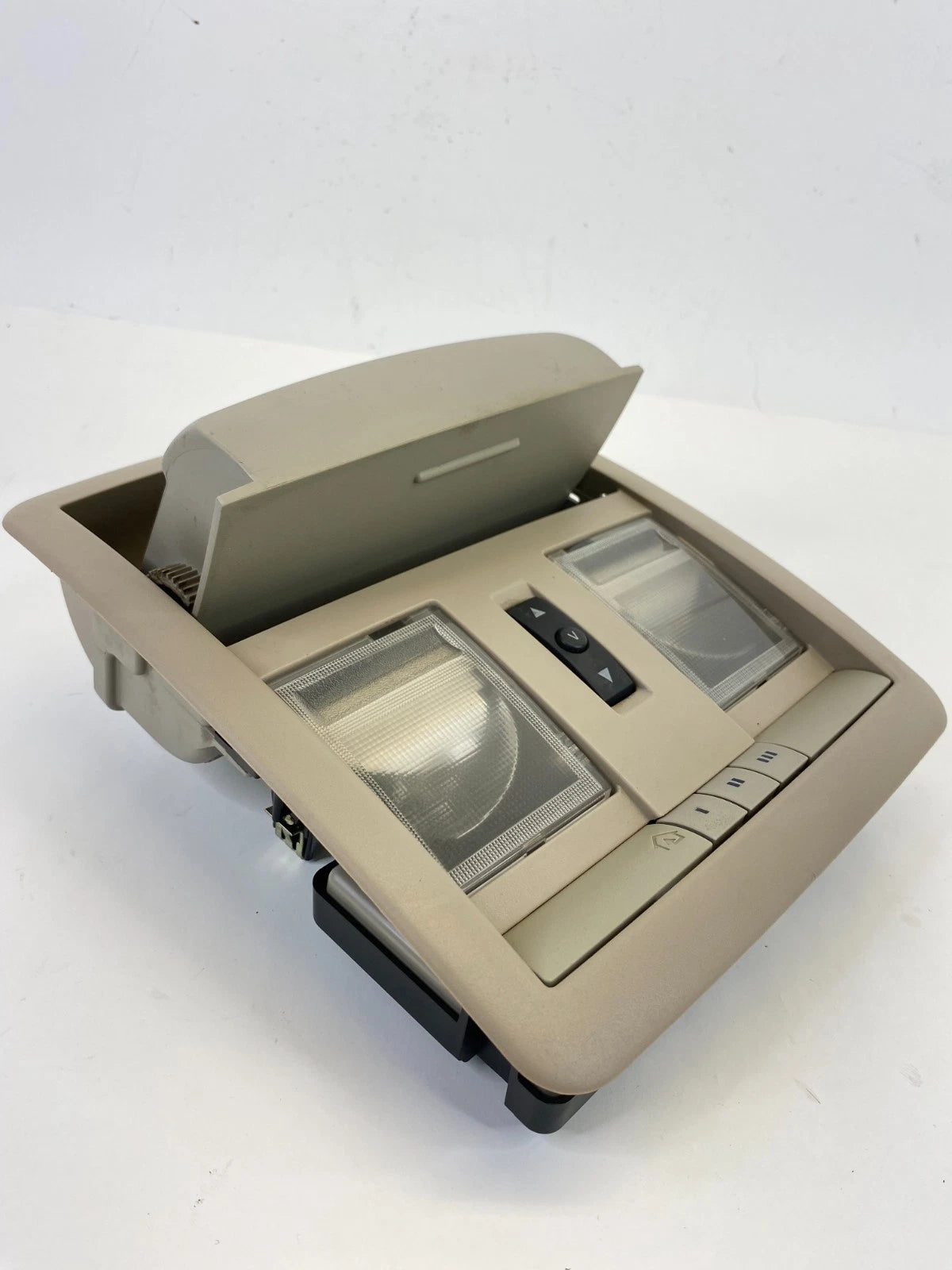 2005-2010 JEEP GRAND CHEROKEE OVERHEAD CONSOLE STORAGE DOME MAP LIGHT 56050243AF