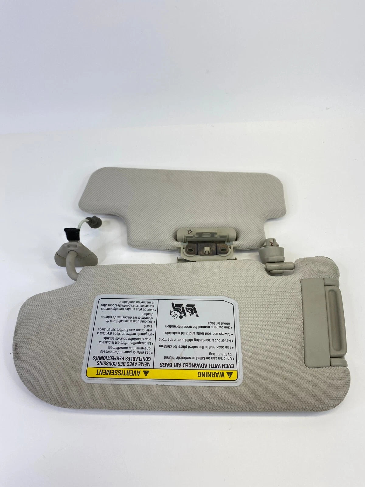 2006-2010 INFINITI M35 M45 RIGHT PASSENGER SUNVISOR SUN VISOR SHADE CLOTH OEM