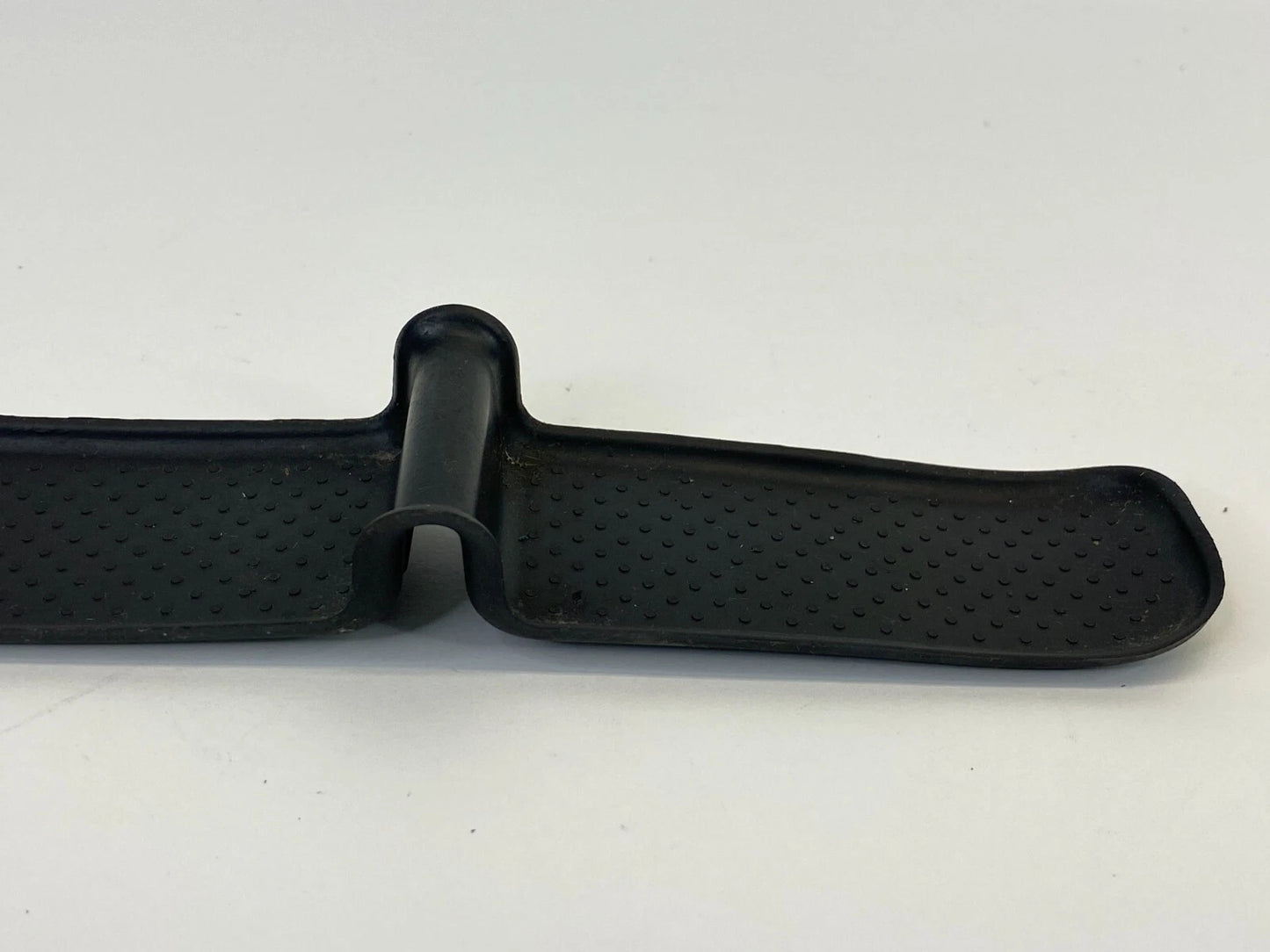 2002-2006 TOYOTA CAMRY REAR RIGHT PASSENGER DOOR HANDLE POCKET INSERT MAT OEM