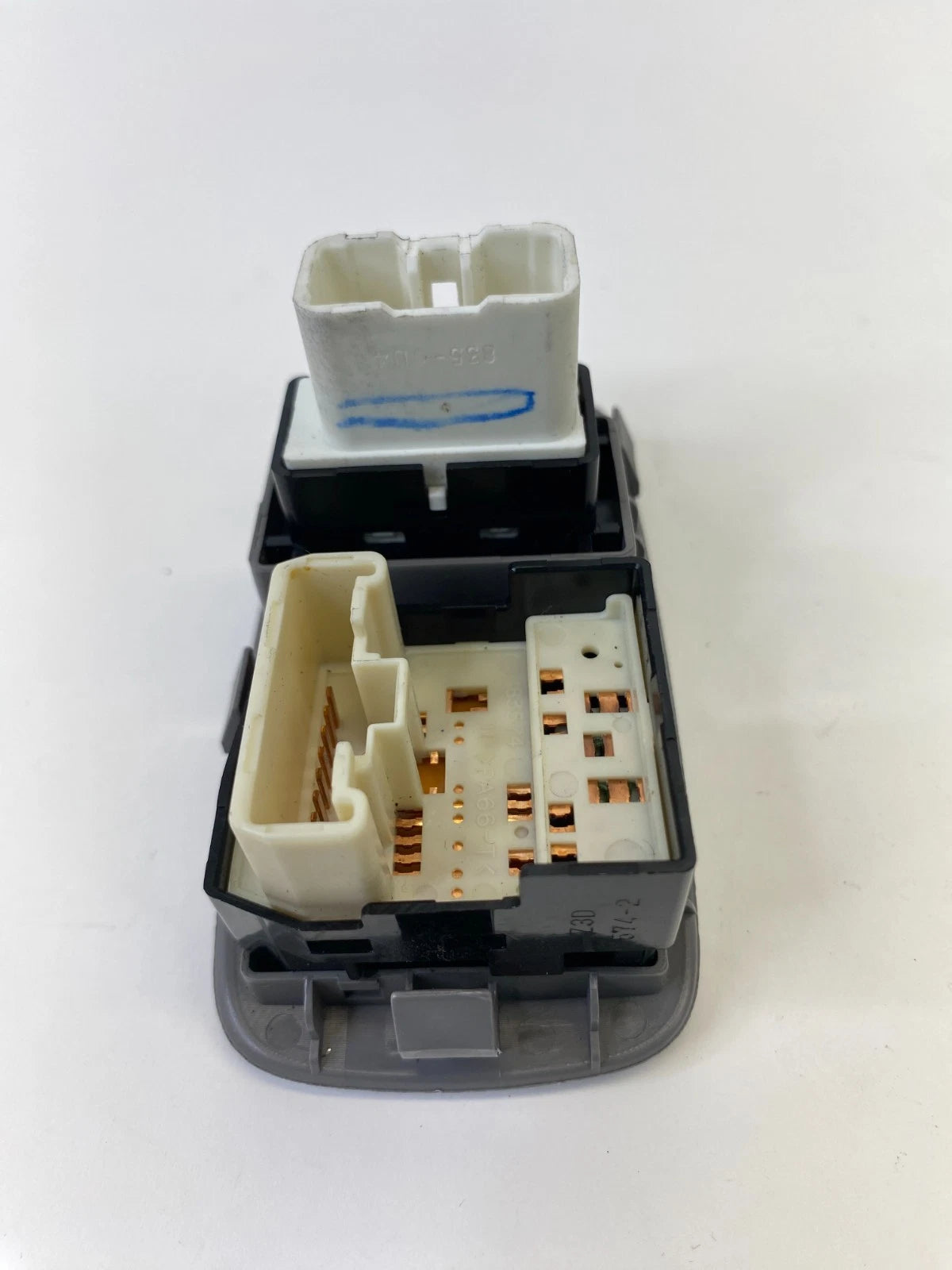 2004-2010 TOYOTA SIENNA SIDE DOOR MIRROR CONTROL SWITCH BUTTON LH RH 183652 OEM