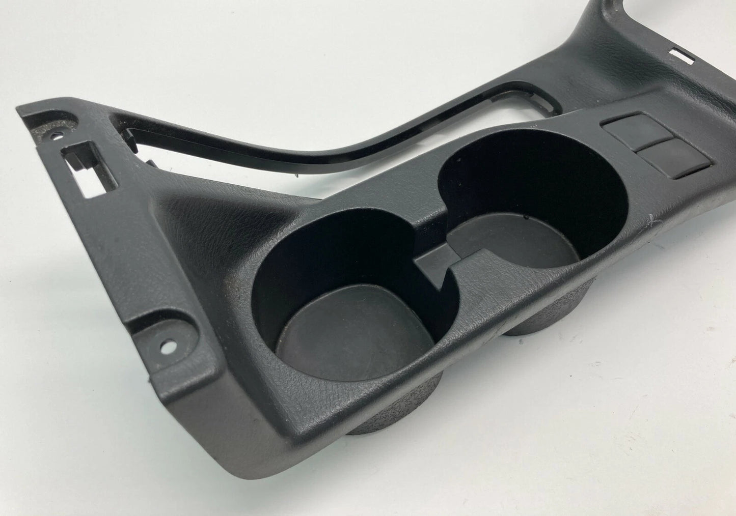 2005-2007 SUBARU IMPREZA CENTER CONSOLE CUP HOLDER TRIM BEZEL 92132SA030 OEM