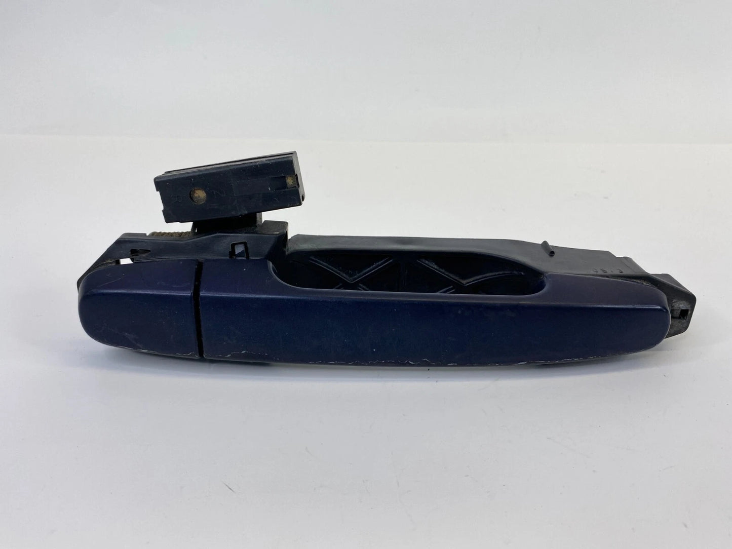 2003-2008 TOYOTA COROLLA MATRIX REAR RIGHT SIDE EXTERIOR OUTER DOOR HANDLE OEM