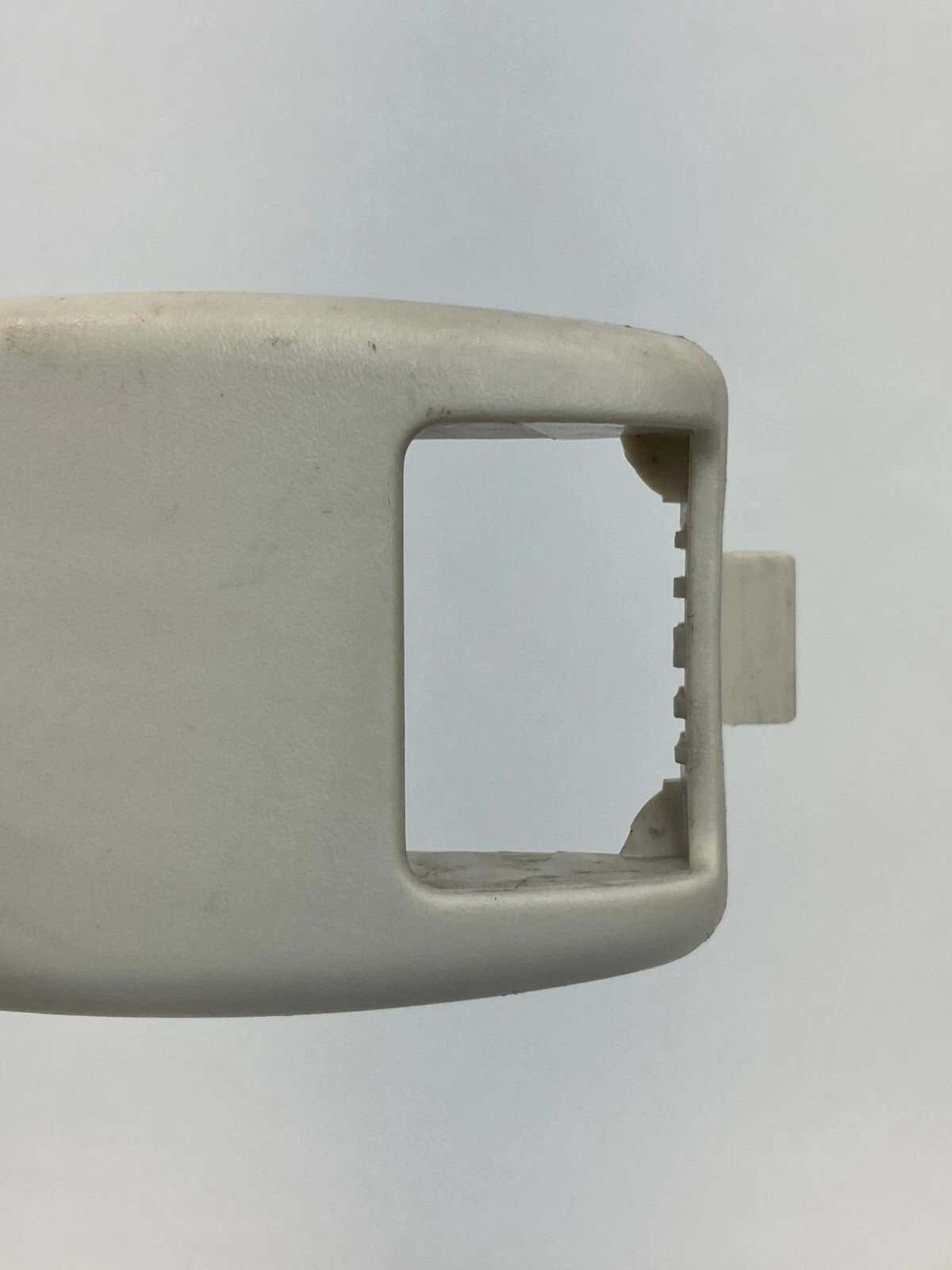 2007-2009 DODGE CALIBER FRONT RIGHT PASSENGER UPPER SEAT BELT COVER CAP TRIM OEM