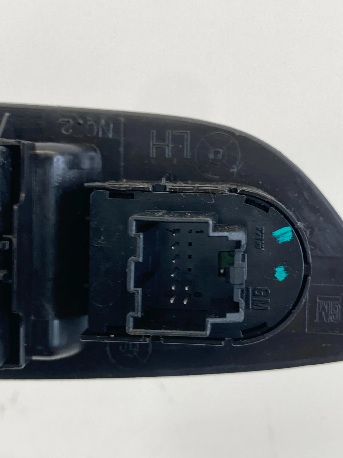 2010-2017 GMC TERRAIN FRONT LEFT DOOR MASTER WINDOW SWITCH W/BEZEL 20917598 OEM