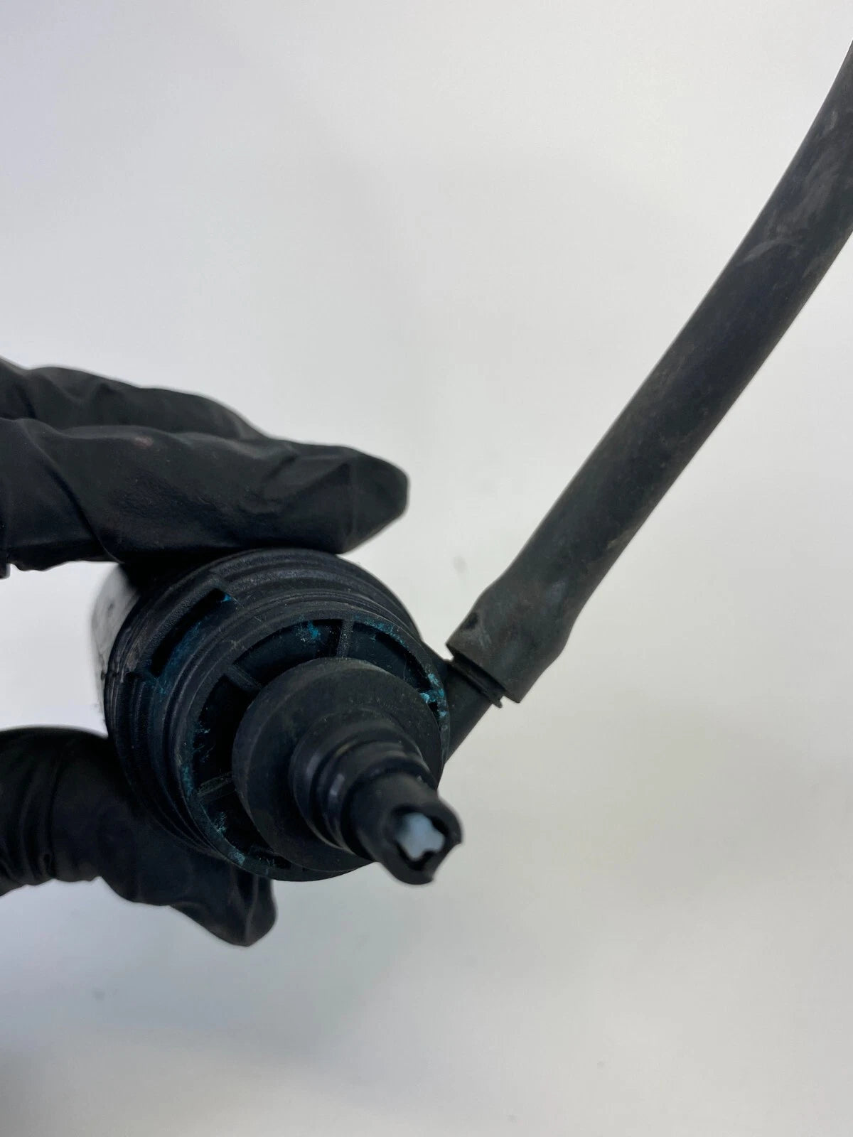 2003-2005 LAND ROVER RANGE ROVER WINDSHIELD WASHER WASH PUMP 67128377612 OEM