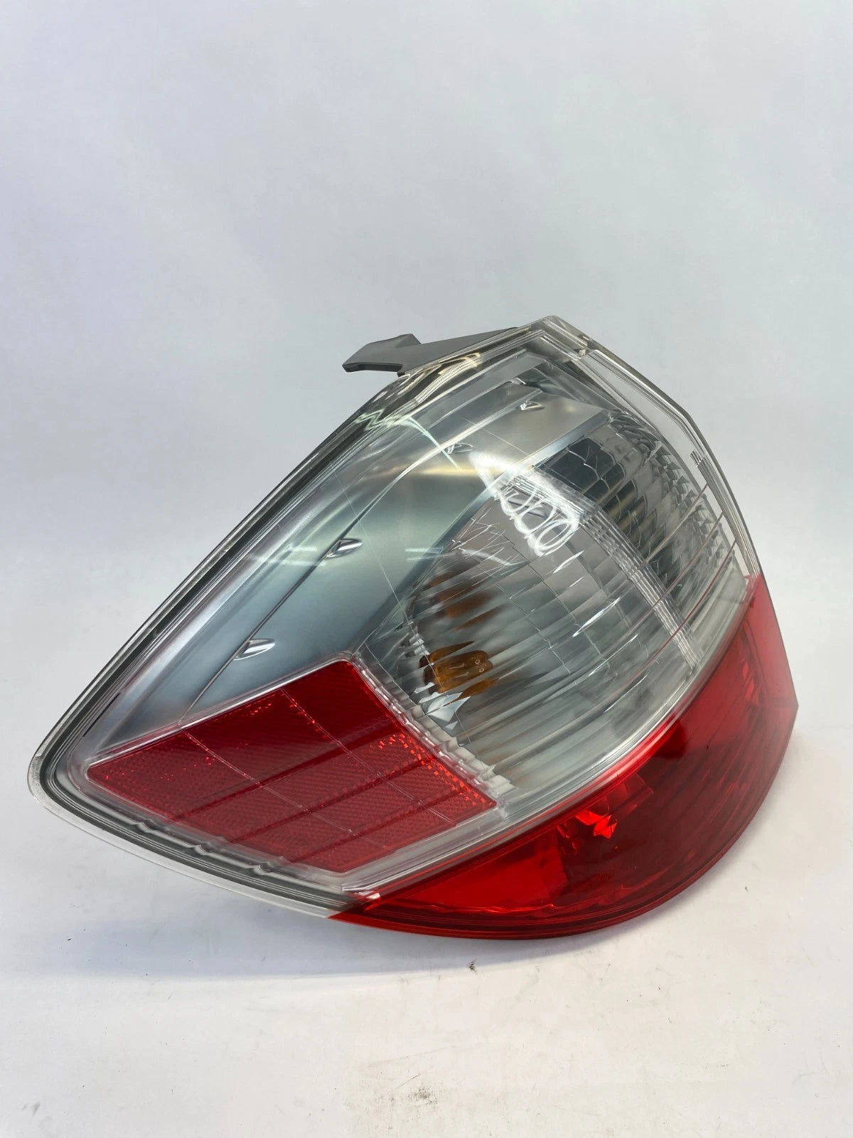 2009-2013 HONDA FIT LEFT DRIVER SIDE REAR TAIL LIGHT LAMP ASSEMBLY OEM