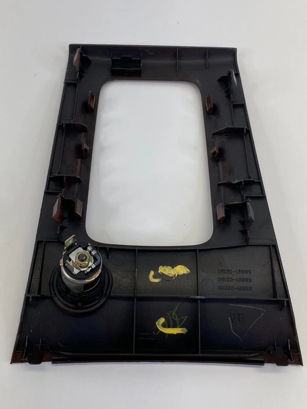2003-2008 TOYOTA COROLLA CENTER CONSOLE SHIFTER SURROUND OEM FACTORY 58821-02200