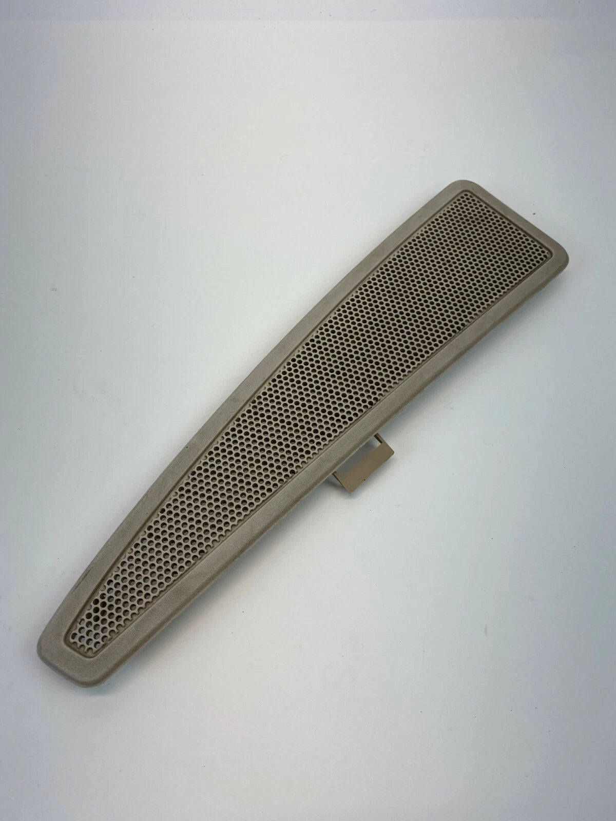 2006 2007 2008 2009 FORD FUSION REAR RIGHT SIDE SHELF DECK SPEAKER GRILLE TRIM