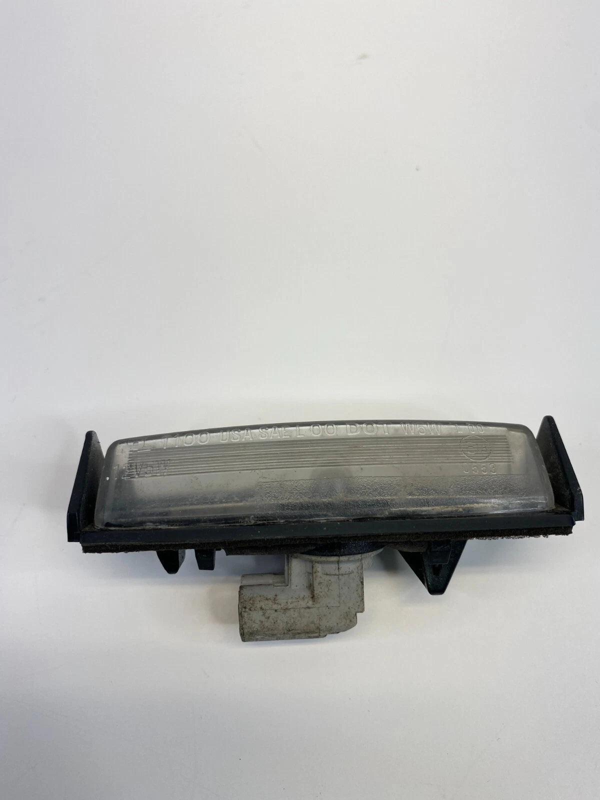 2002-2011 TOYOTA CAMRY REAR TRUNK LID LICENSE PLATE LIGHT LAMP ASSEMBL OEM