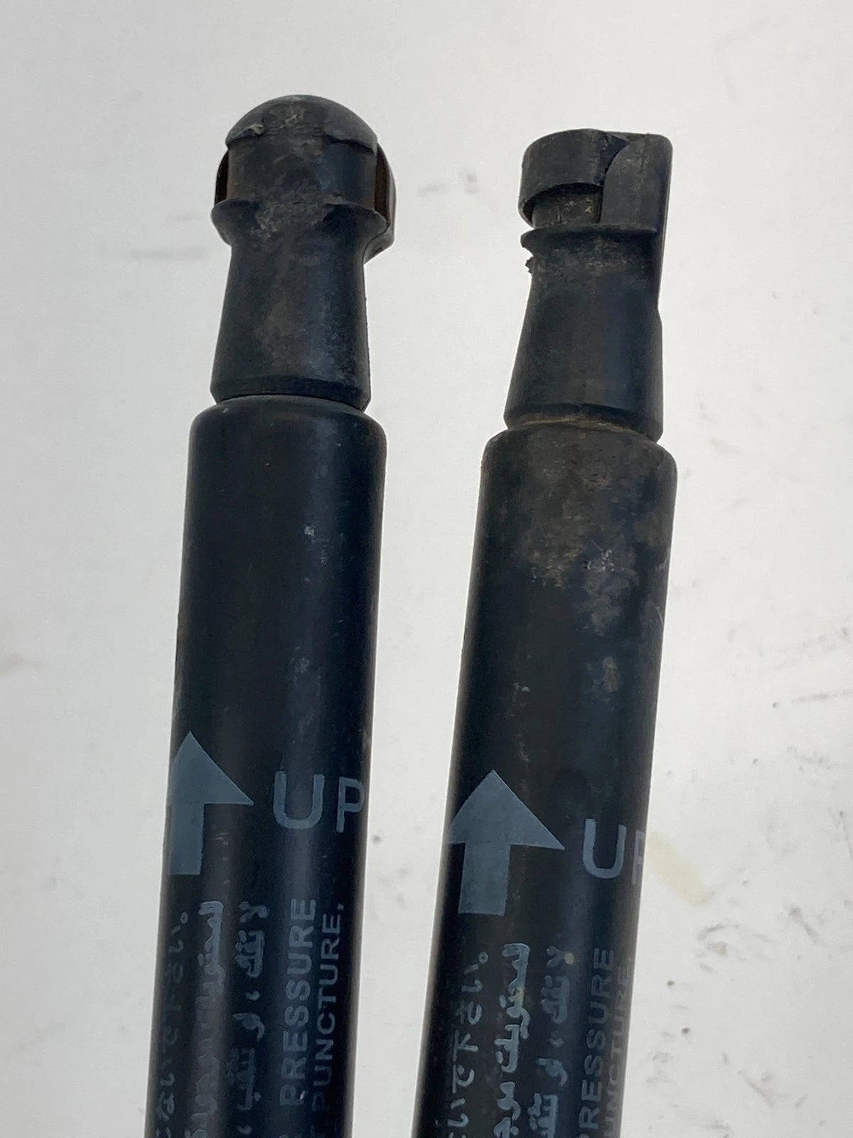 2008-2013 INFINITI G37 07 08 G35 SEDAN TRUNK LIFT SUPPORT SHOCK STRUT SET OEM