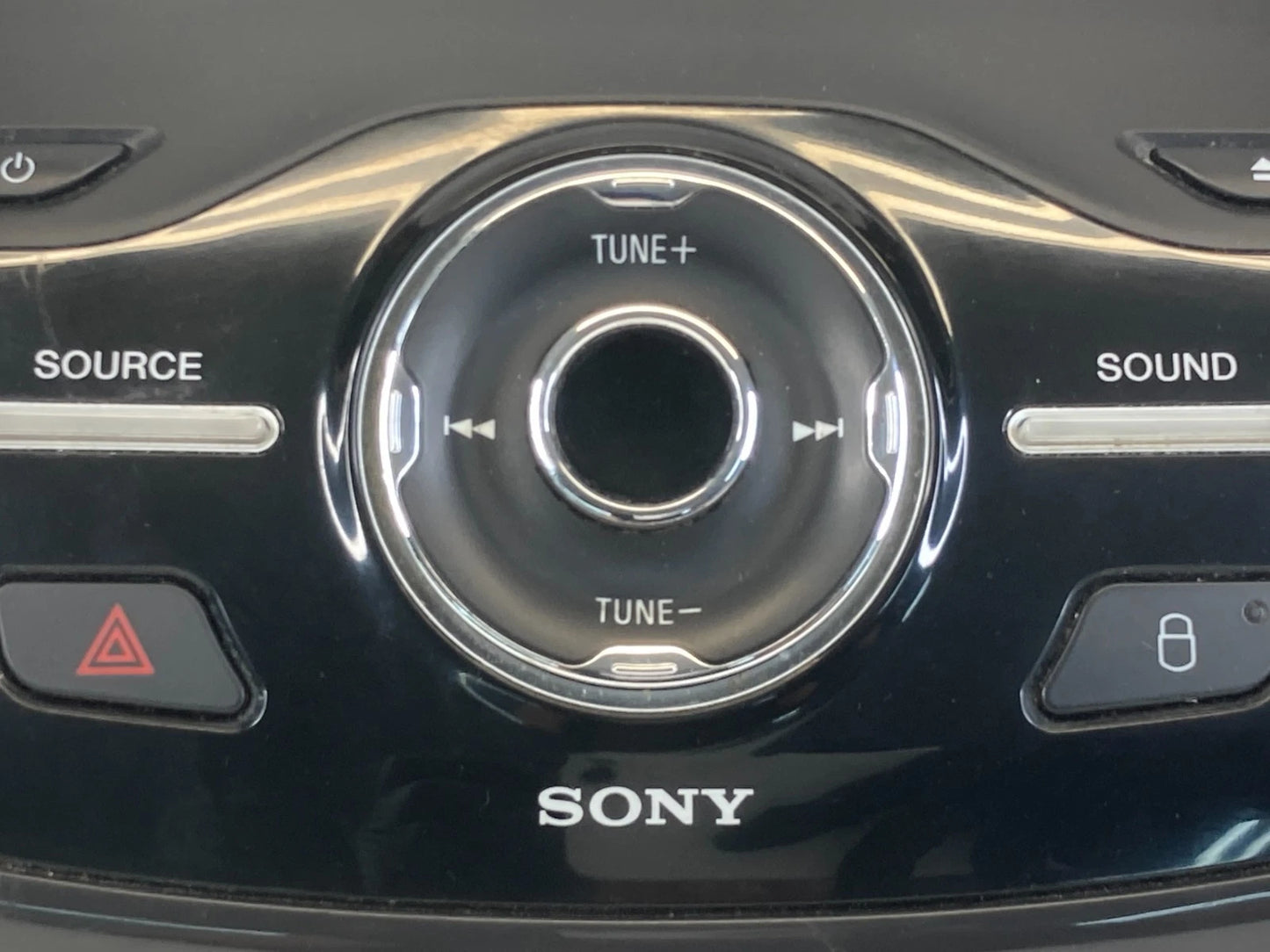 2013-2018 Ford C-Max 13-16 Escape Radio Faceplate Control Panel CJ54-18835-COW