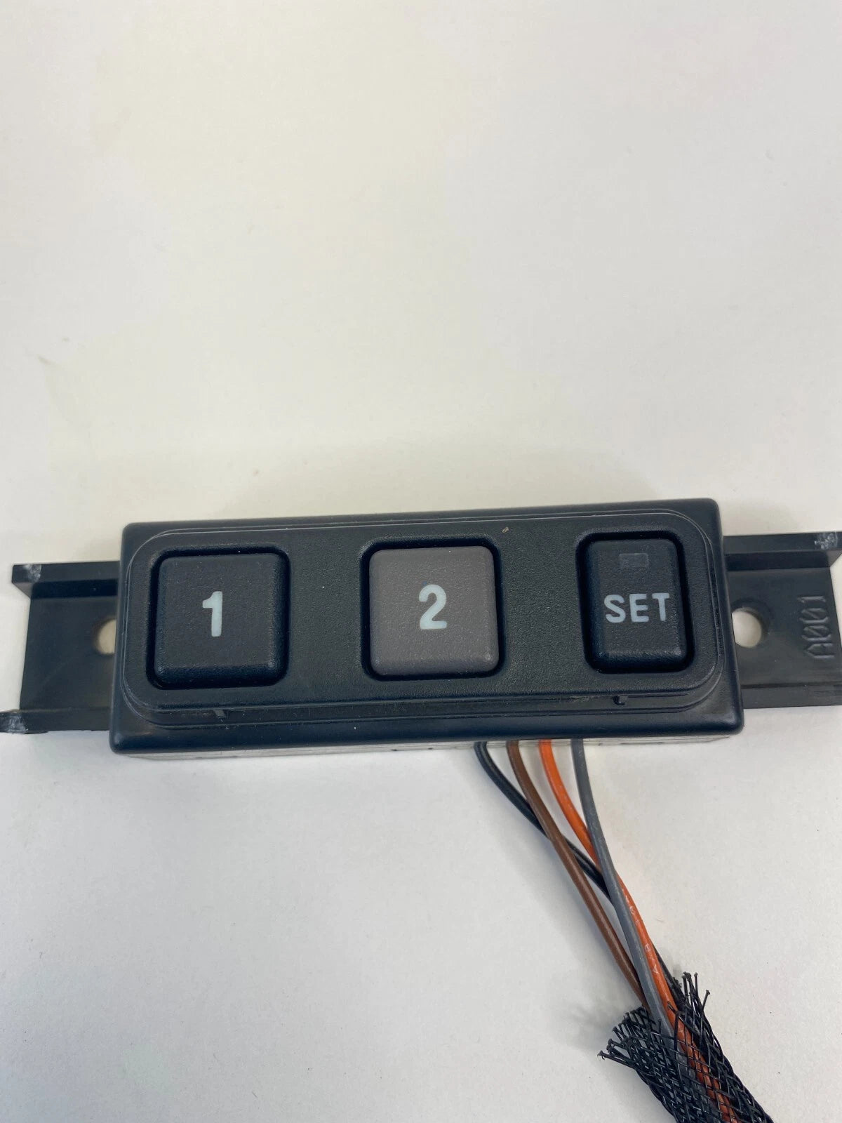 99-04 JEEP GRAND CHEROKEE FRONT LEFT SEAT MEMORY CONTROL SWITCH 56042291A OEM