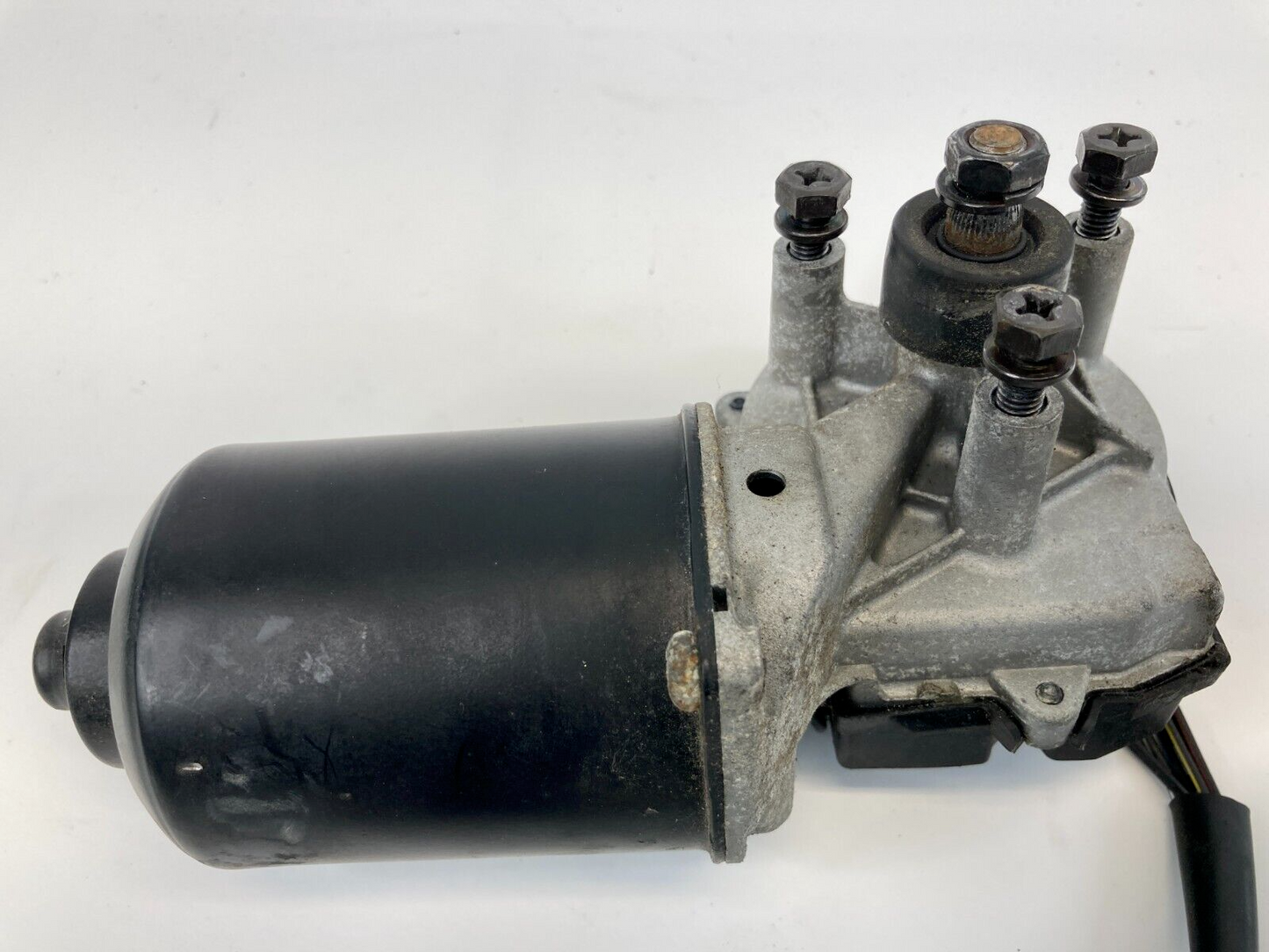 03-09 Kia Sorento Front Windshield Wiper Motor Assembly 98100-3E100 OEM